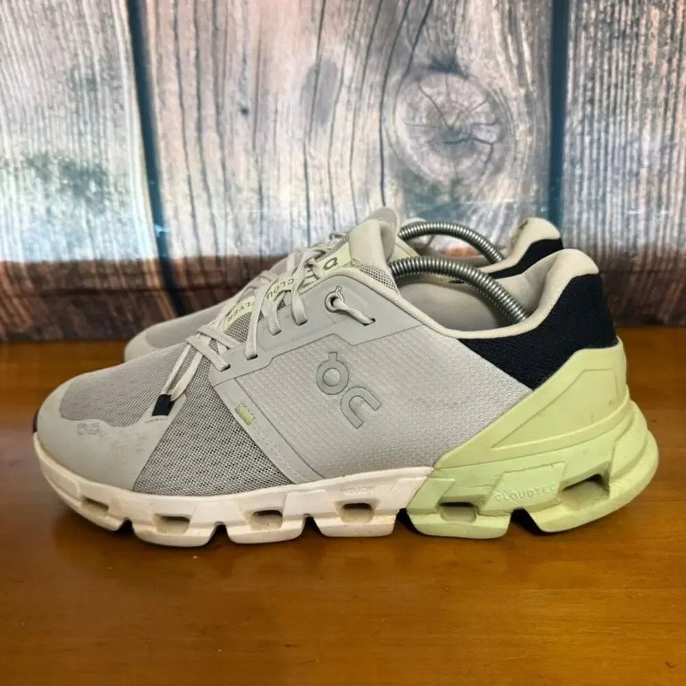 On Running Cloudflyer‎ 4 Men's Sneakers Gray Size 10.5 Athletic Shoes